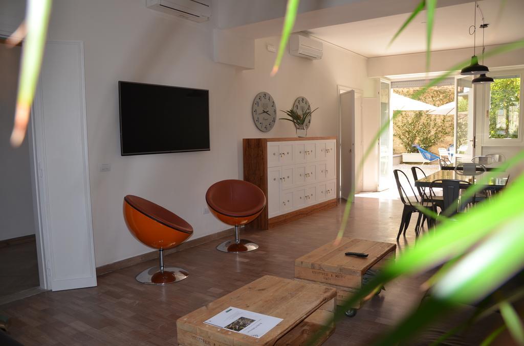 Dimora 16 Rooms & Garden Prato  Exterior photo
